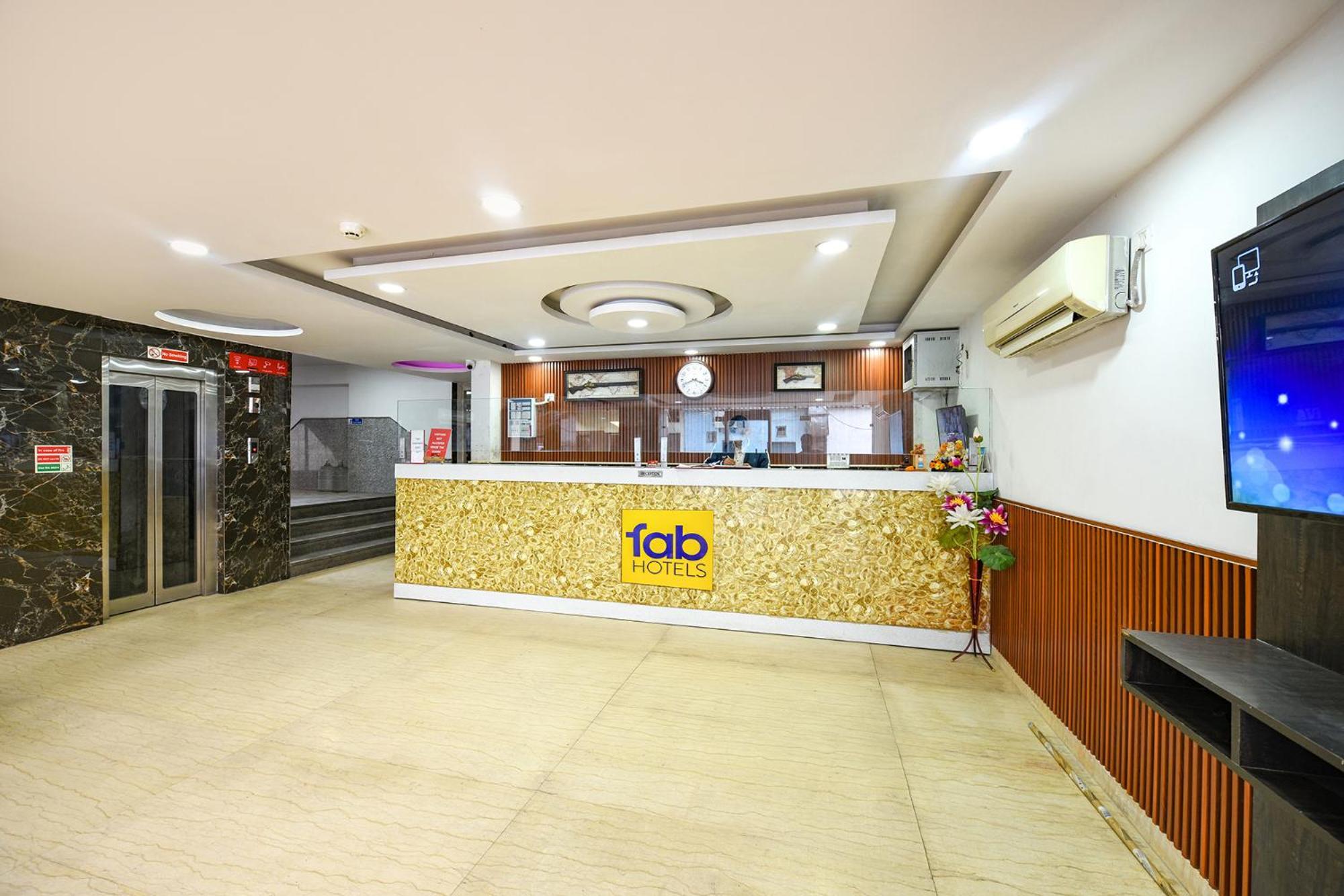 Fabhotel Belwood Near Igi Airport 新德里 外观 照片